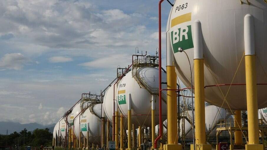 Gás sobe no mercado internacional e Petrobras propõe multiplicar valor por 6