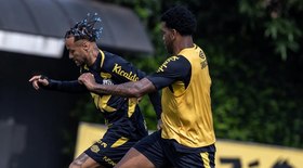 Vascaínos se empolgam com joia após classificação: 