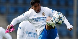 Gigante francês abre negociação por Endrick, do Real Madrid