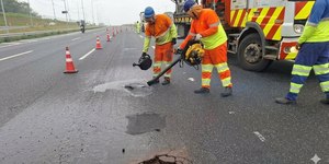 Após chuvas, Via Dutra recebe obras de recuperação viária