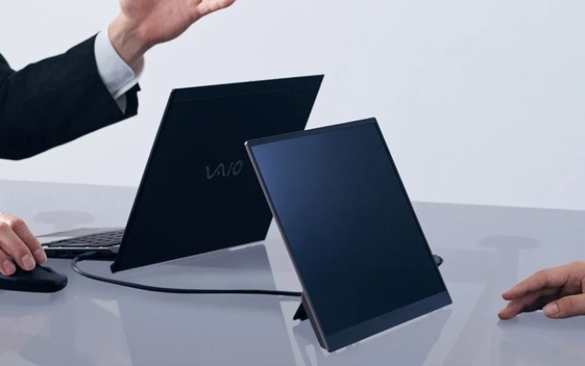 Vaio lança monitor portátil mais leve do mundo e mais fino que um celular