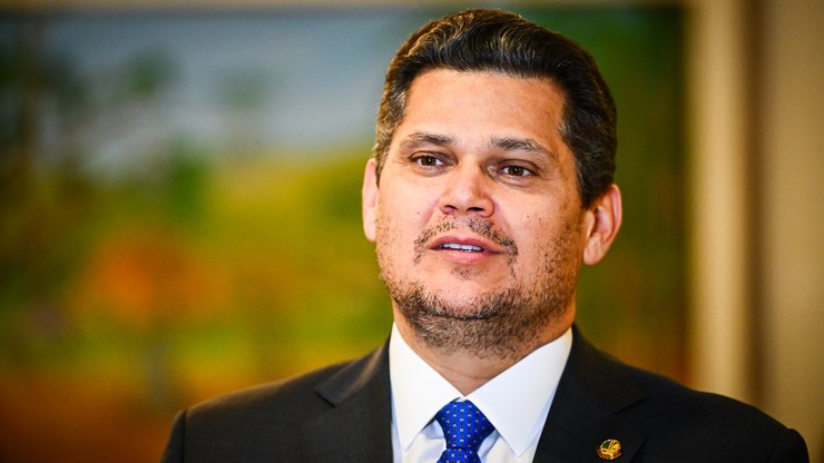 CPMI do INSS: Alcolumbre avalia anular votação após confusão