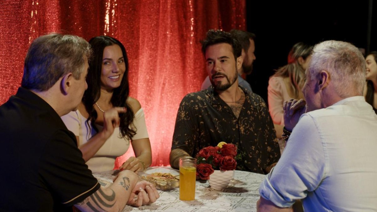 Mônica Carvalho em 'Estranhos na Noite'