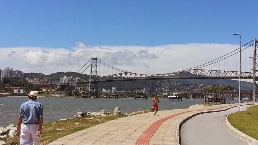 Beira-mar Continental concentra boa parte da festa de ano novo