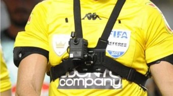 FPF%20estreia%20c%C3%A2mera%20corporal%20de%20%C3%A1rbitra%20no%20futebol%20feminino