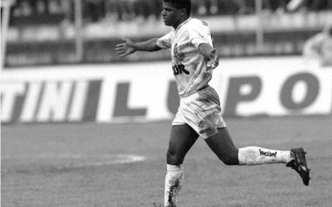 Ex-atacante de Santos e Flamengo é denunciado por estupro Ex-atacante de Santos e Flamengo é denunciado por estupro