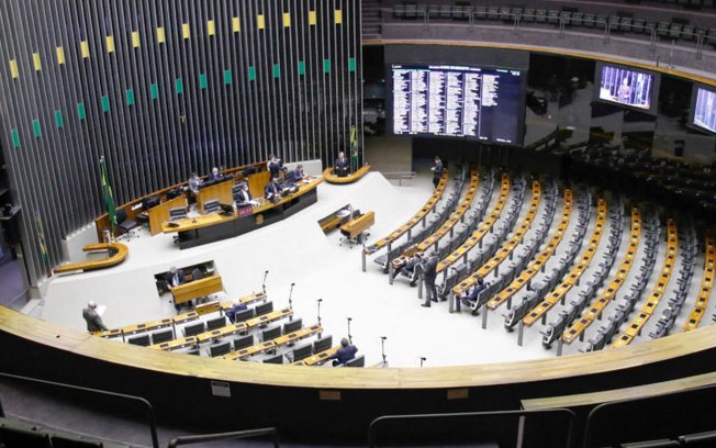 Ajuste no teto do faturamento de MEI's é votado no Planalto
