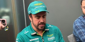 Alonso elogia Bortoleto e projeta 2026: "Provou ter alto nível"