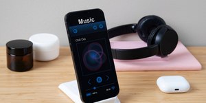De fones a power banks: 5 acessórios úteis para o seu smartphone