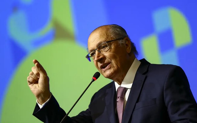 Alckmin diz que setor automotivo investirá R$ 100 bilhões até 2029