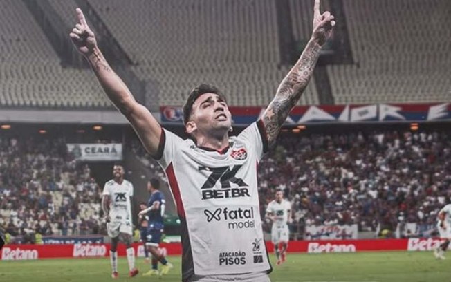 Vitória vence o Fortaleza por 2 a 1