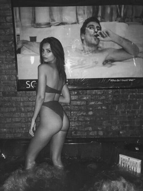 Emily Ratajkowski