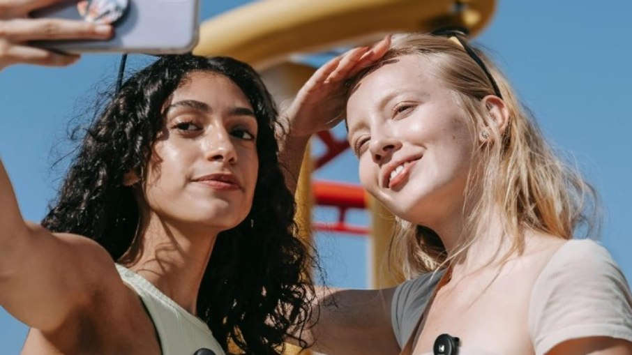 Microfone de lapela BOYA está em oferta na Amazon