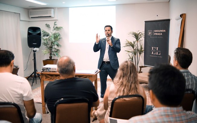 E-Lance lança campanha para formação de leiloeiros