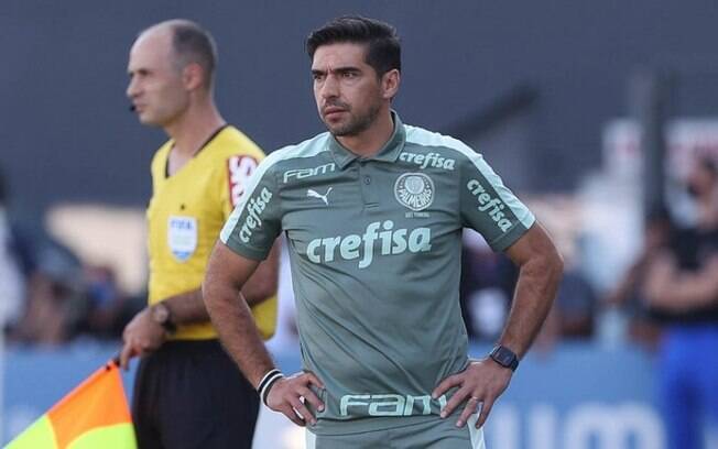 Abel Ferreira admite resultado ruim, mas ressalta melhor atuação do Palmeiras: ‘O futebol é assim’