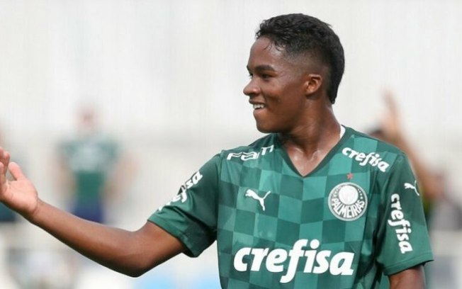Endrick desmente empresário e nega ter data para estreia no Palmeiras: 'Não acreditem em tudo'