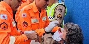 Idosa de 85 anos escorrega em santinhos e fica ferida em MG