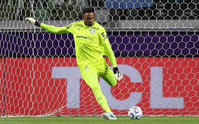 Carlos Miguel, do Palmeiras, defende cobrança de Nonato, do Fluminense