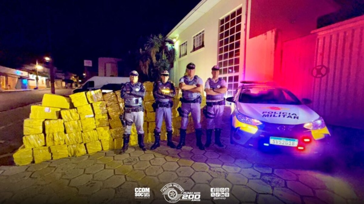 Tapioca temperada: PM apreende quase 2 toneladas de maconha