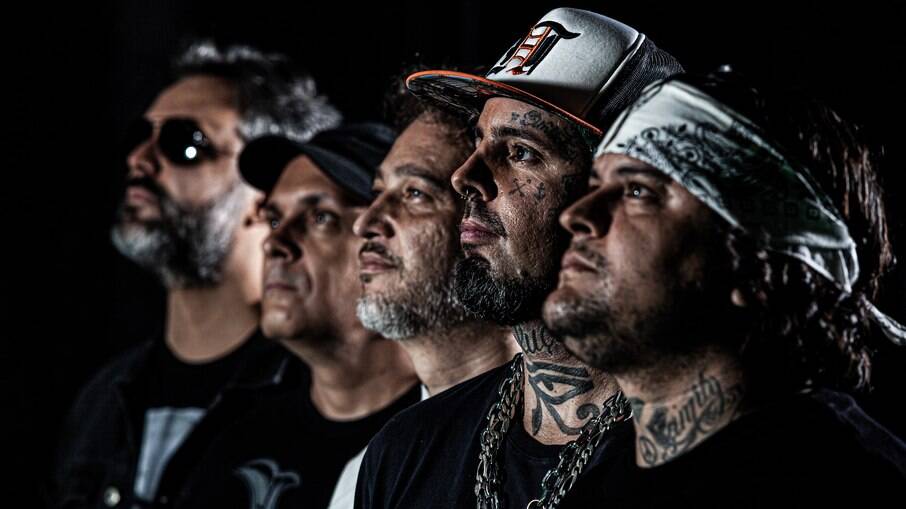 A banda de Tico Santa Cruz, Detonautas, se posiciona nas novas músicas