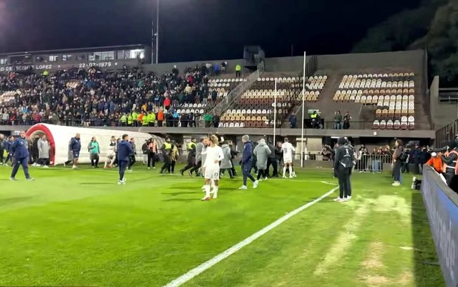Briga começou entre jogadores do Flu e dirigentes do Platense