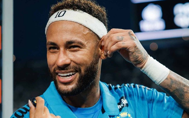 Neymar atuou na vitória sobre o Palmeiras em 2025, na Vila Belmiro Neymar atuou na vitória sobre o Palmeiras em 2025, na Vila Belmiro