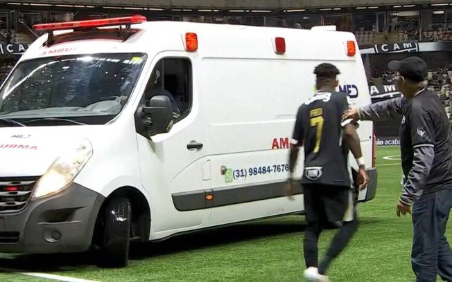 Alix Vinicius sofreu choque de cabeça com Victor Hugo, do Atlético-MG