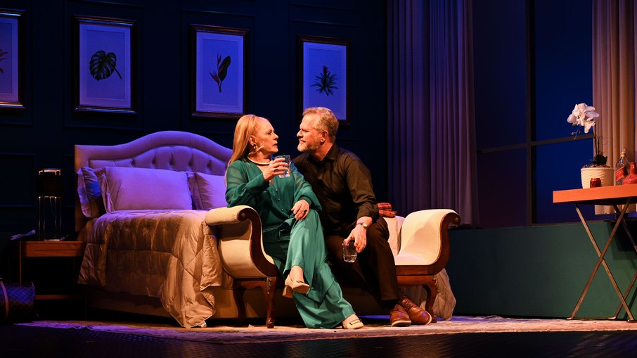 Vera Fischer e Leonardo Franco em O Casal Mais Sexy da América Vera Fischer e Leonardo Franco em O Casal Mais Sexy da América