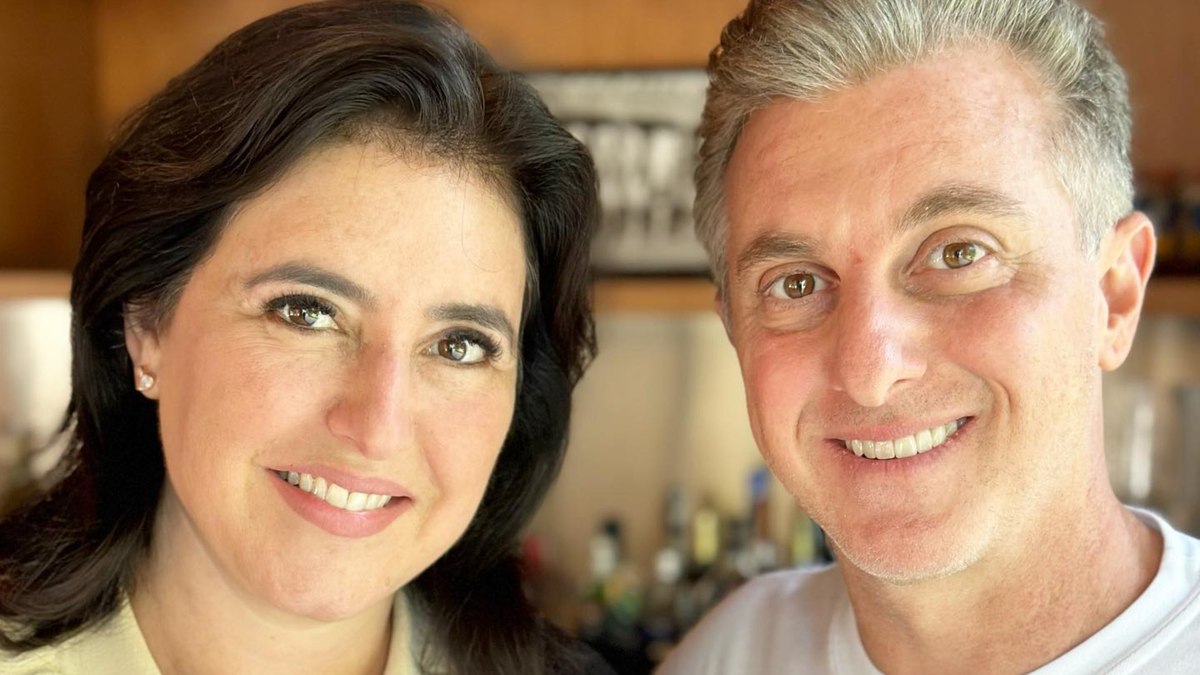 Luciano Huck posta foto com Simone Tebet