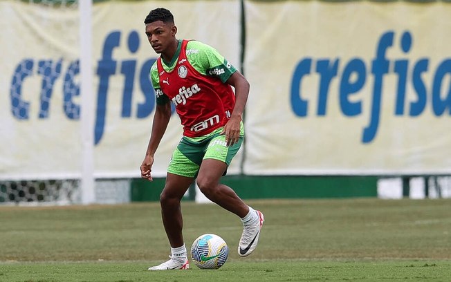 Luis Guilherme projeta duelo contra o San Lorenzo