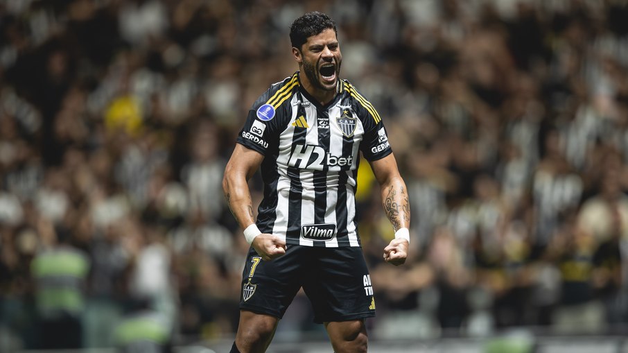 Hulk comemora gol pelo Atlético-MG