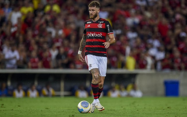 Léo Pereira foi substituído no primeiro tempo da partida contra o Bolivar - Foto: Marcelo Cortes/CRF