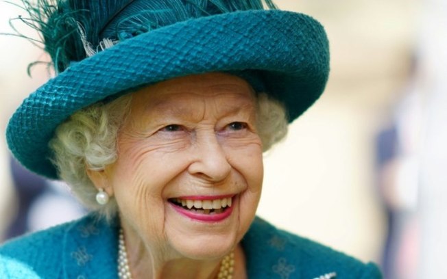 Clubes brasileiros lamentam morte da Rainha Elizabeth II, do Reino Unido