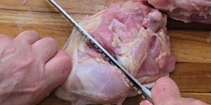 Frango inteiro: economize até 50% e aproveite tudo