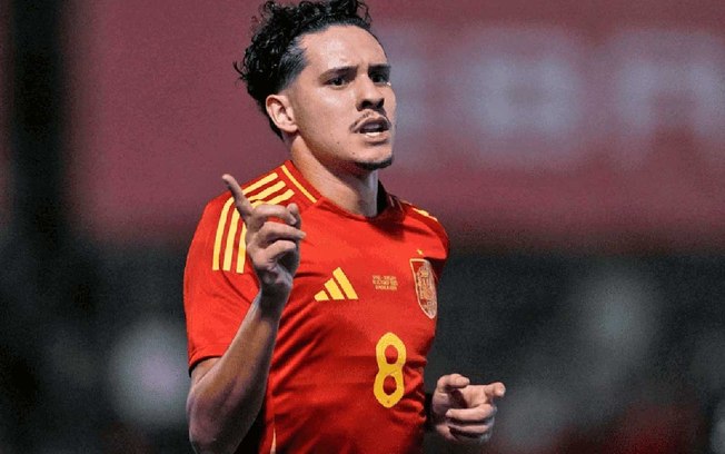 Jogador de 21 anos chega por empréstimo e já tem vínculo previsto até 2027 Jogador de 21 anos chega por empréstimo e já tem vínculo previsto até 2027