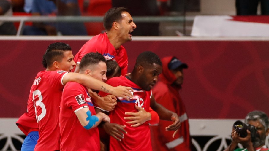 Costa Rica bate Nova Zelândia e fica com última vaga para Copa do Mundo