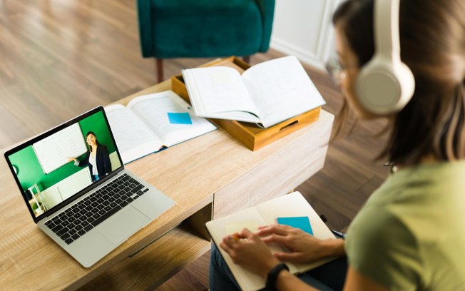 Cursos livres EaD ampliam acesso à qualificação