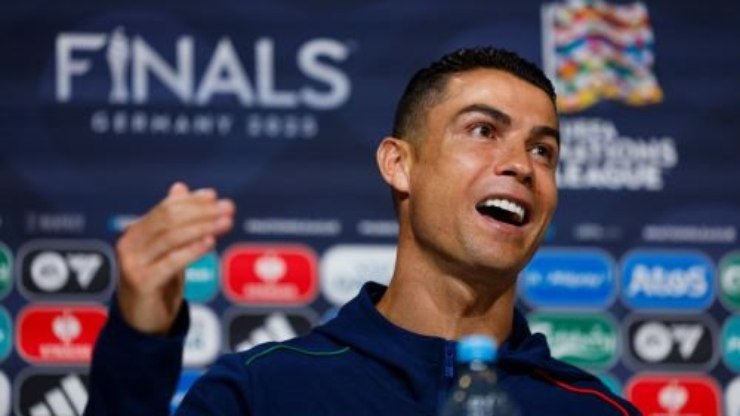 Cristiano
Ronaldo fala sobre Yamal e final da Nations League