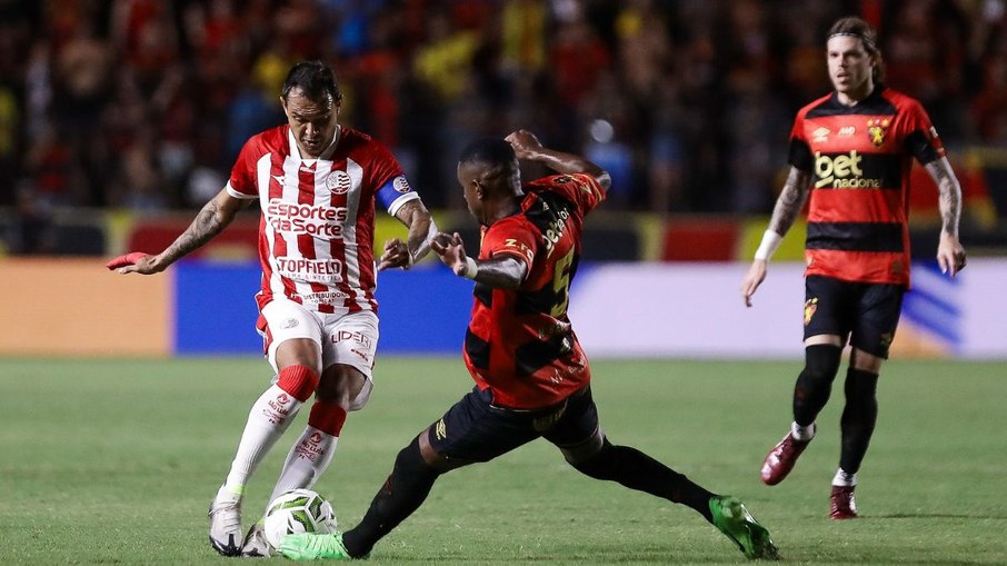 Primeiro jogo da final do Pernambucano terminou empatado em 3 a 3