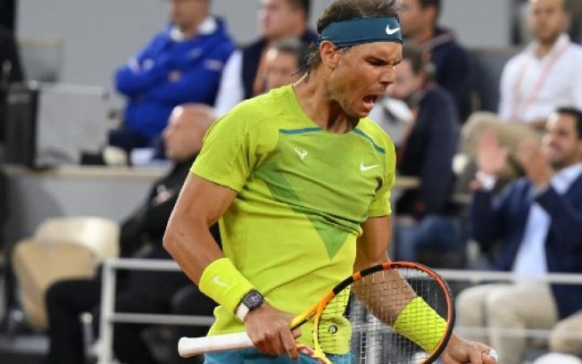 Nadal se vinga de Djokovic, vence batalha épica e vai à semifinal de Roland Garros