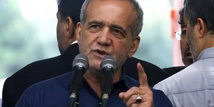 Presidente do Irã afirma que Liderança “iniciou seus trabalhos”