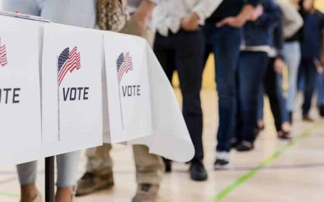 Aumento de casos noa EUA preocupa às vésperas das eleições