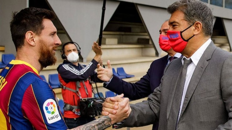 Presidente do Barcelona quebra o silêncio sobre relação com Messi