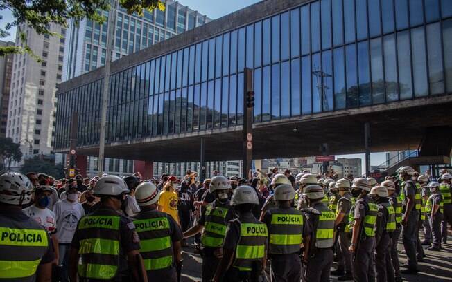 Manifestação na  Avenida Paulista uniu grupos distintos