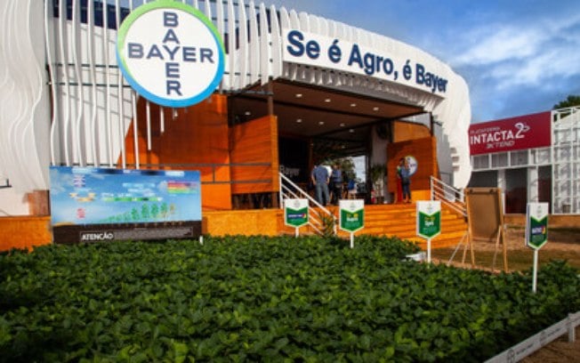 Bayer apresenta fungicida inédito, novos modelos de negócio e inovação em sementes na Tecnoshow Comigo