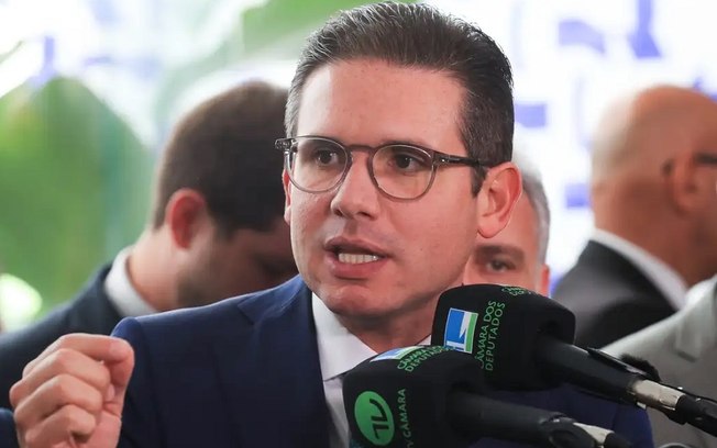 Hugo Motta lidera ofensiva contra aumento do IOF na Câmara Hugo Motta lidera ofensiva contra aumento do IOF na Câmara