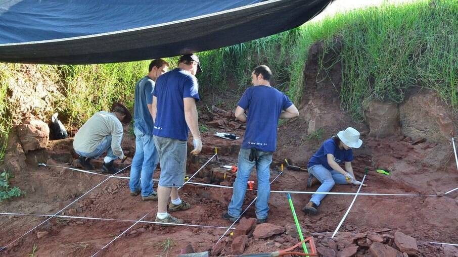 Esqueleto foi encontrado em Cruzeiro do Oeste, noroeste do Paraná
