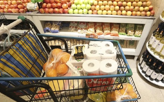 Queda nos alimentos puxa prévia da inflação de junho para 0,26%