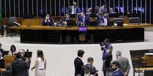 Câmara aprova PL Antifacção, sob protesto da bancada do governo