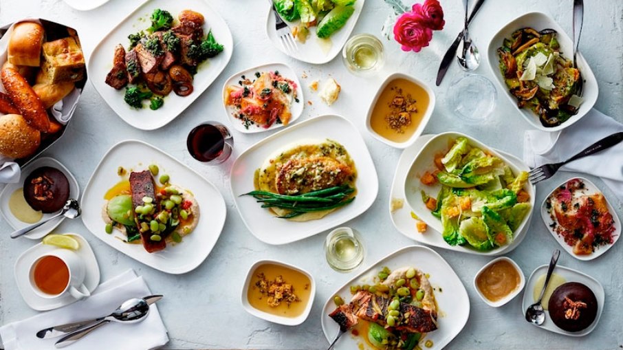 Refeições nos voos da Delta variam de acordo com a gastronomia local